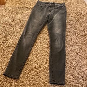 😎EUC Womens Levi Jeans- 710 Super Skinny 28